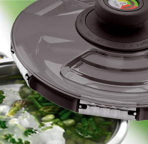 Syncro-Clik kuhanje pod tlakom je kuhanje bez masti zbog toga što se hrana kuha na pari, pa se masnoća može iskuhati i ocijediti.